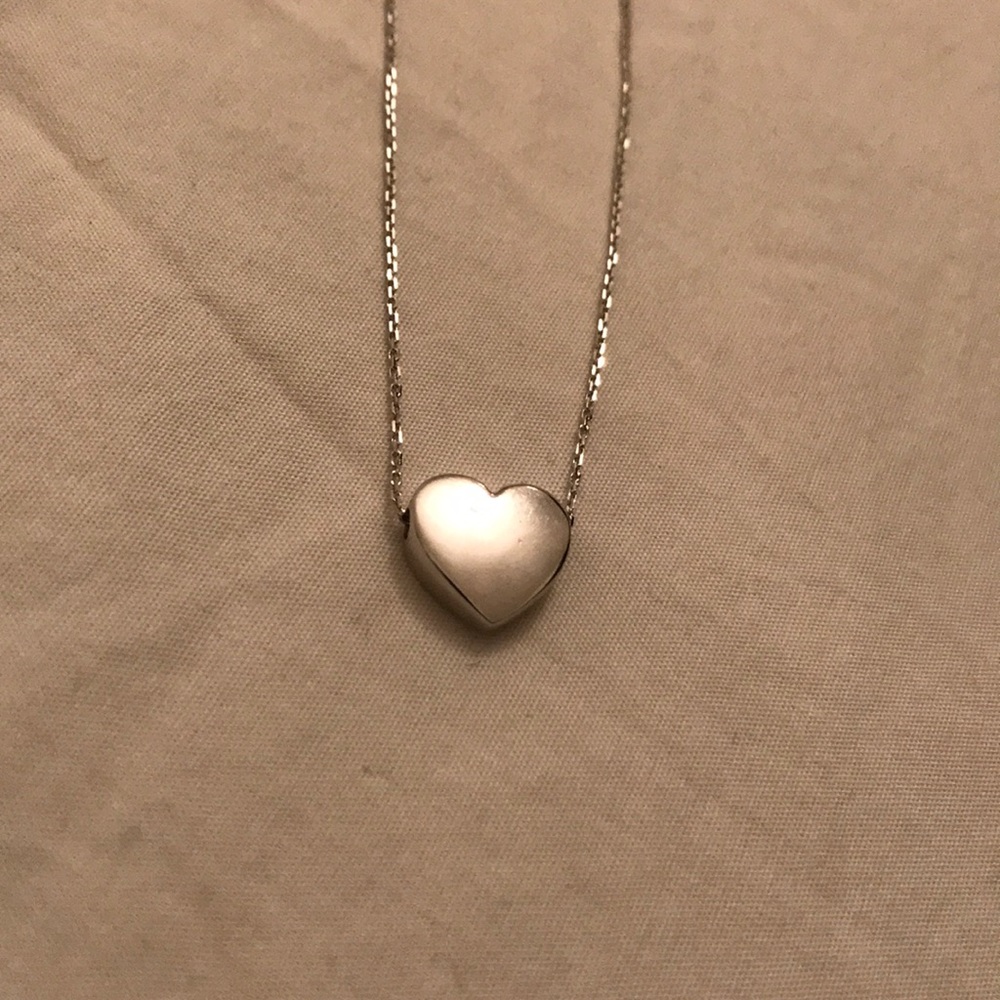 BRAND NEW heart necklace sterling silver